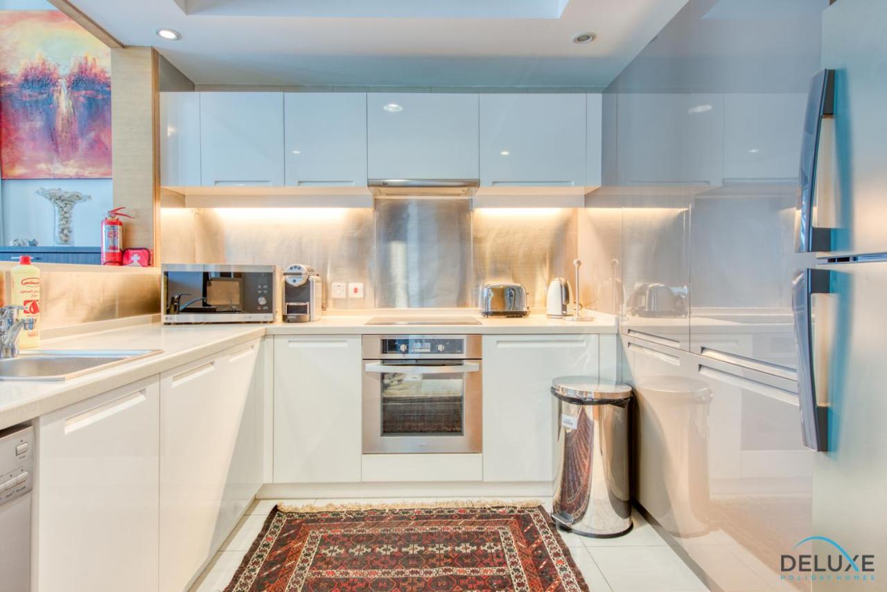 Apartamento Close To Burj Khalifa & Mall With Relaxing Balcony, Claren Tower 1, Downtown By Deluxe Homes Dubái