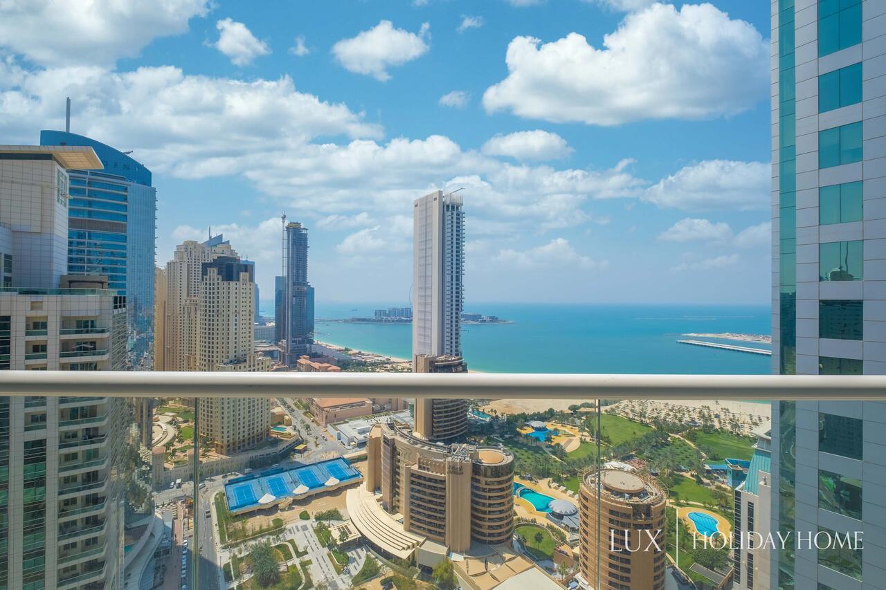 Lux - The Marina Beach View Apartment Dubai
