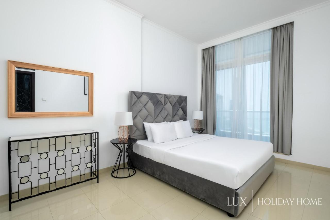 Apartment Lux - The Marina Beach View Dubai