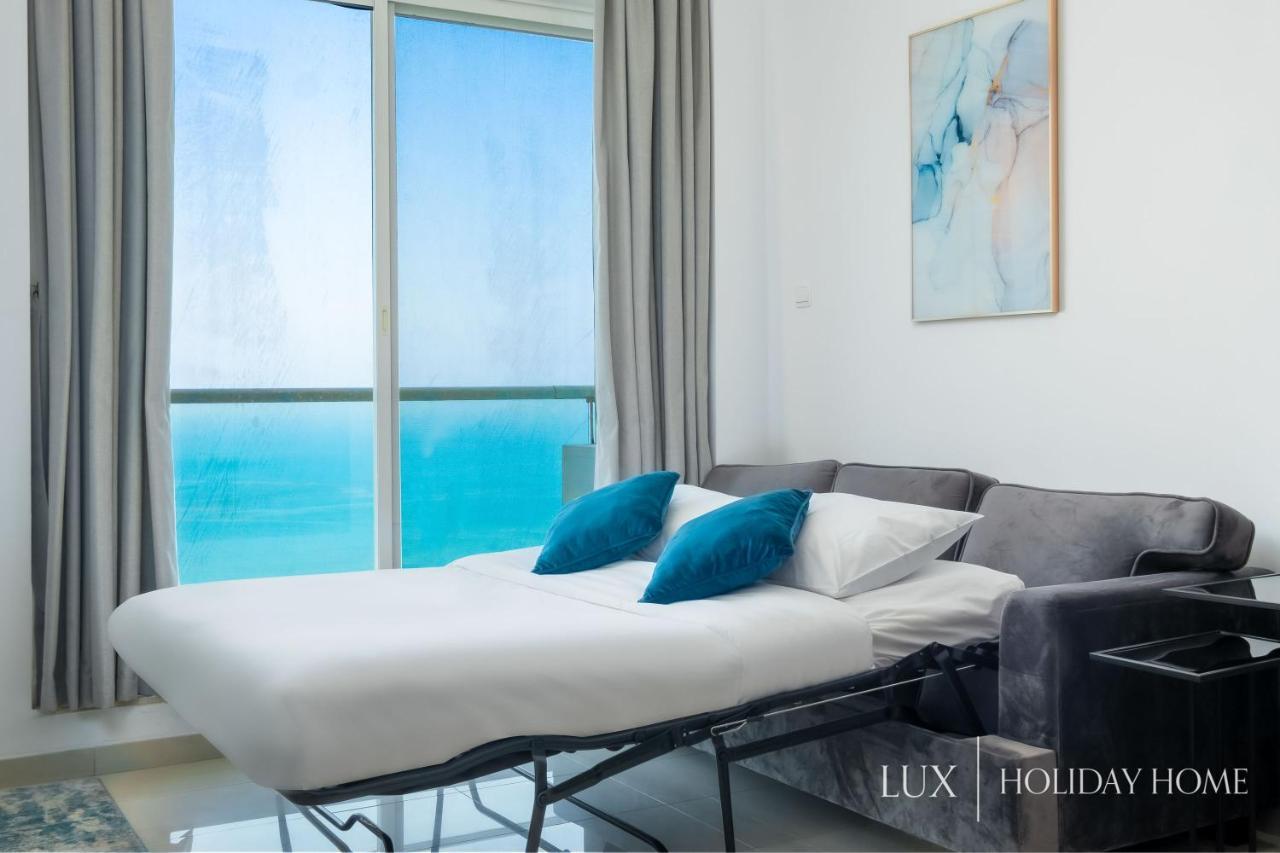 Lux - The Marina Beach View Apartment