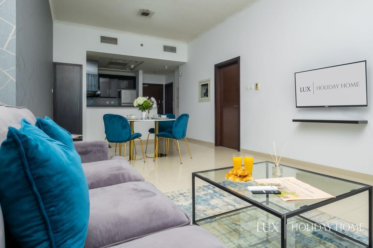 Apartment Lux - The Marina Beach View