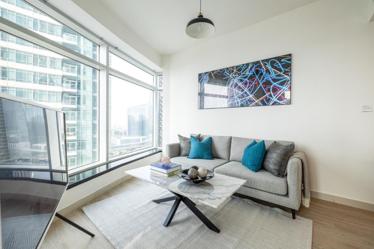 Great Few Walk To Mall, The Lofts Apartment Dubai