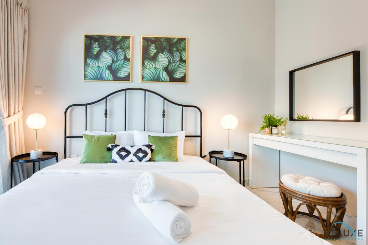 Distance Away From Expo 1br Unit, Mag 510, Madinat Al Mataar By Deluxe Homes