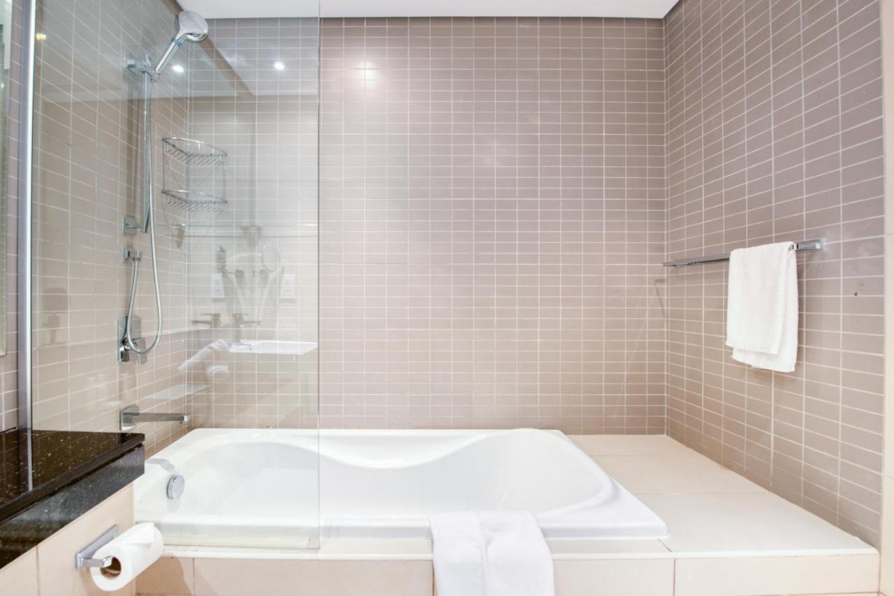 Maison Privee - Big, Bright, Luxury Marina Views Next To Apartment