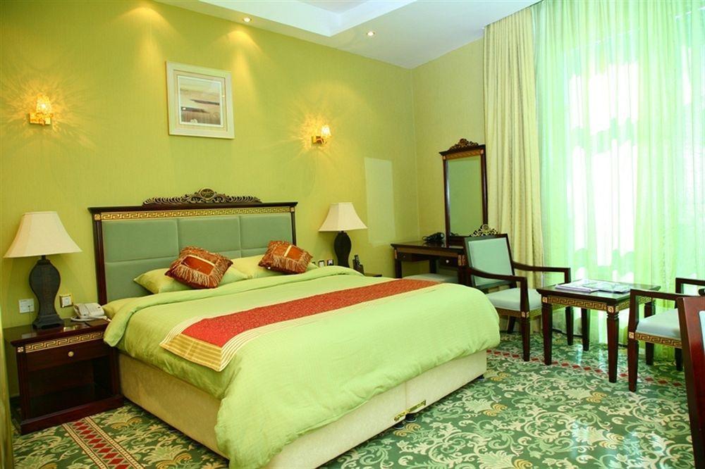 Golden Tulip Media Hotell