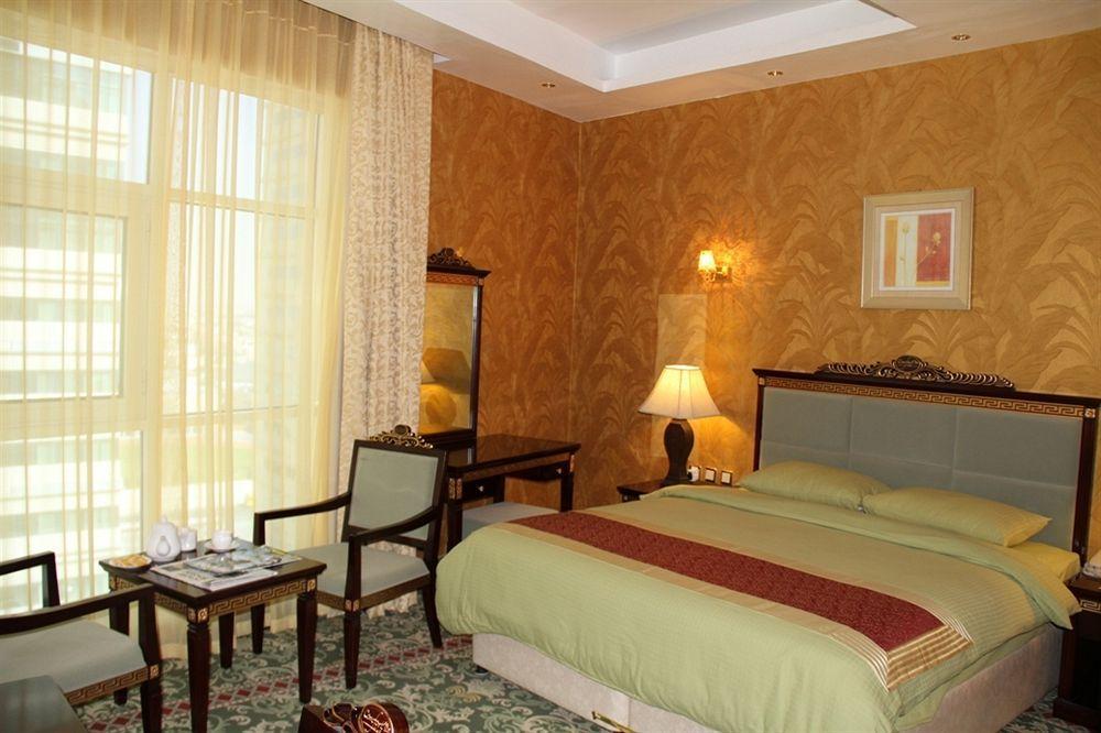 Golden Tulip Media Hotell Dubai