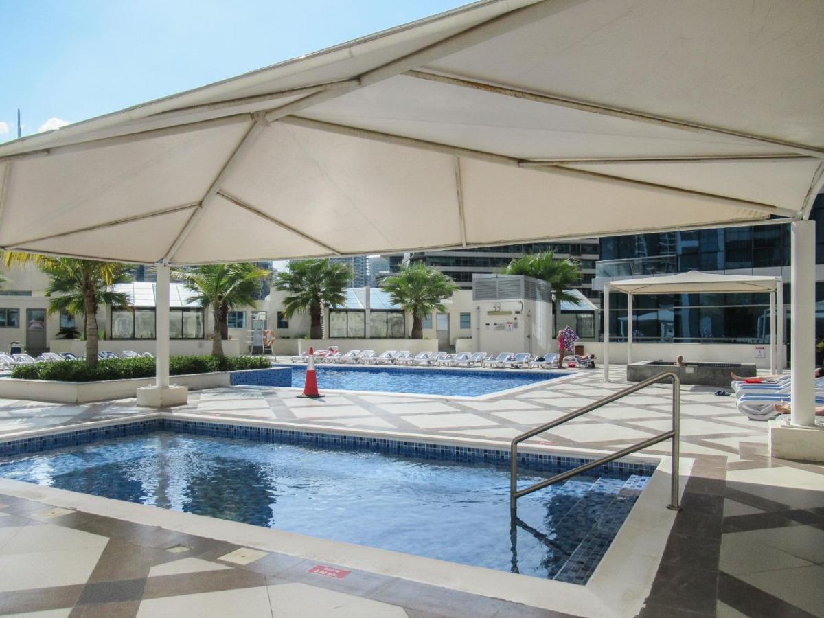 The Smart Concierge - Bay Lägenhet Dubai