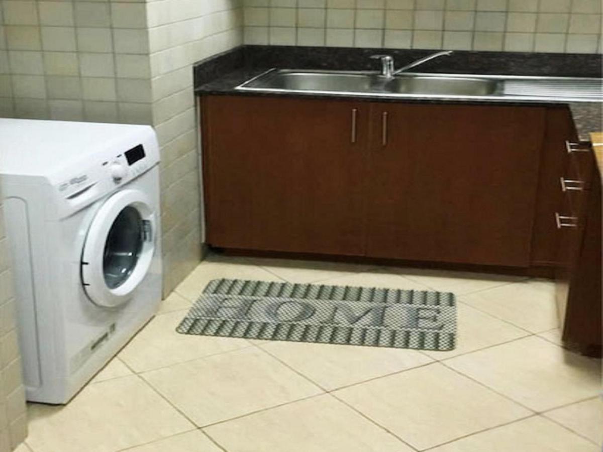 Octavius Holiday Homes, Spacious 2 Bedroom Apartment, Skyline & Burj Khalifa View Apartment Dubai