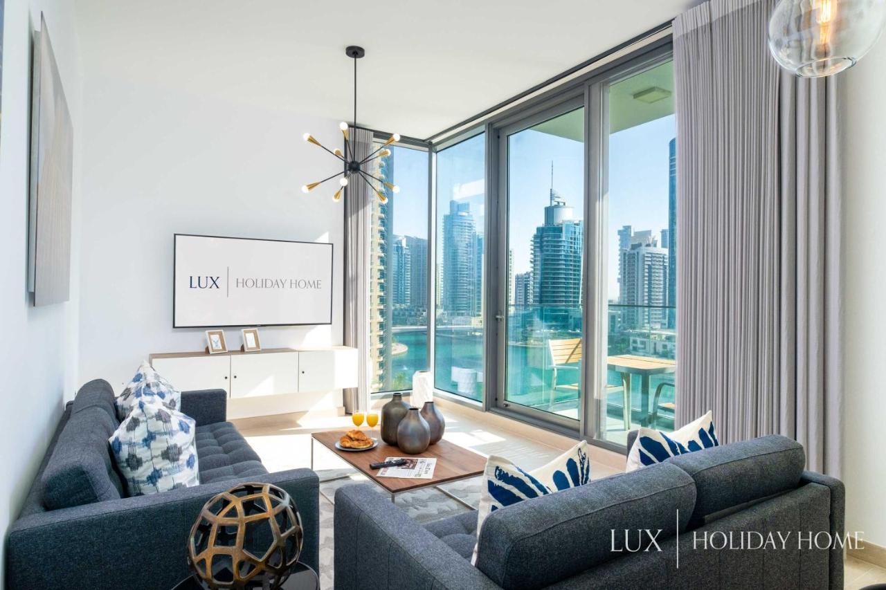 Lux - Contemporary With Full Marina View Dubai