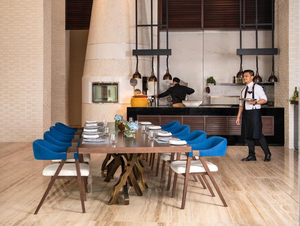 Hotell Al Jaddaf Rotana