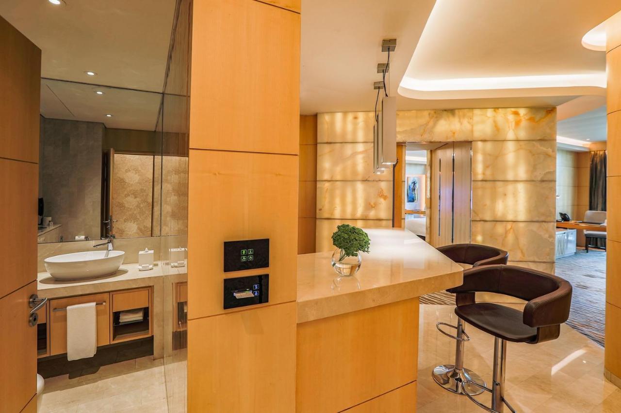 Hotell The Meydan Dubai