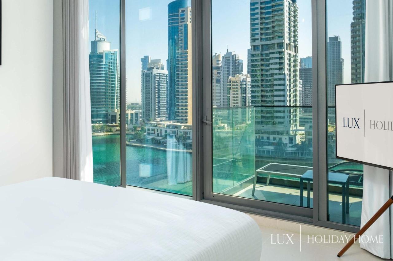Lux - Contemporary With Full Marina View Dubai