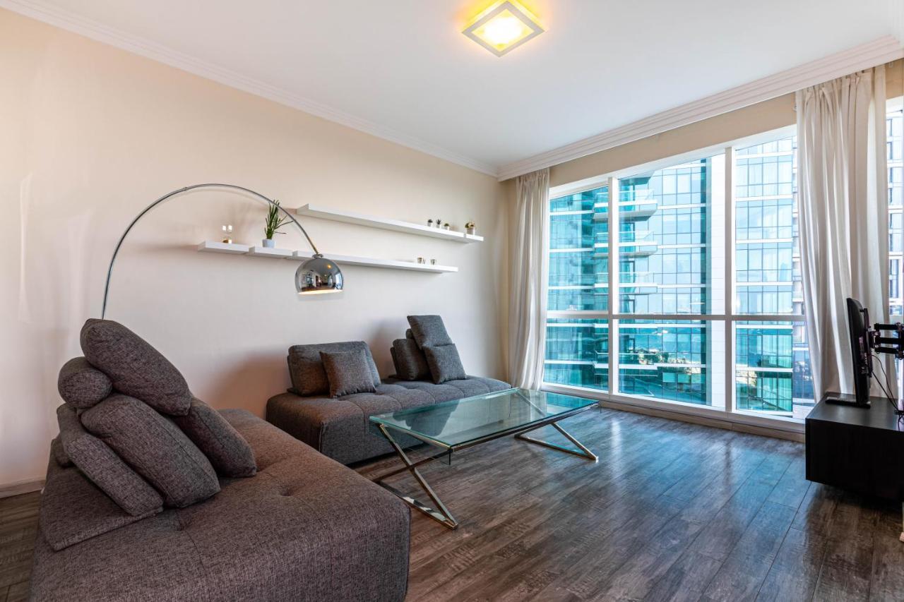 Fam Living - Al Bateen Residences - Sea View Apartamento Dubái