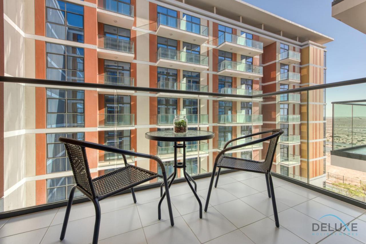 Lägenhet Sleek 1br At Celestia South By Deluxe Homes Dubai