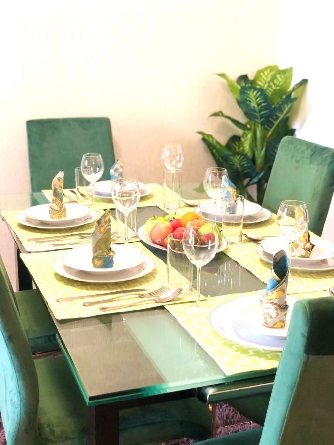 Luxury Casa - Royal Sea View Jbr 2br Apartment *