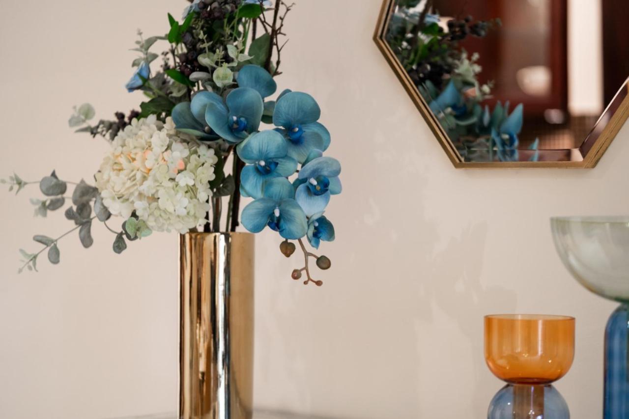 Durrani Homes - Glam Living Besides Mall- 2br With Study Third Converted Apartamento *
