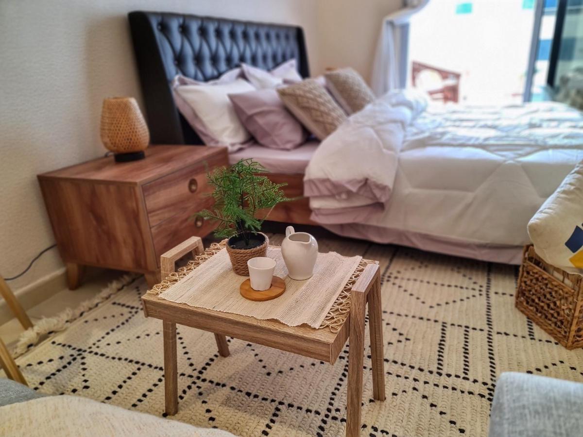 Green Sky Holiday With Shared Kitchen And Lounge Alloggio in famiglia *