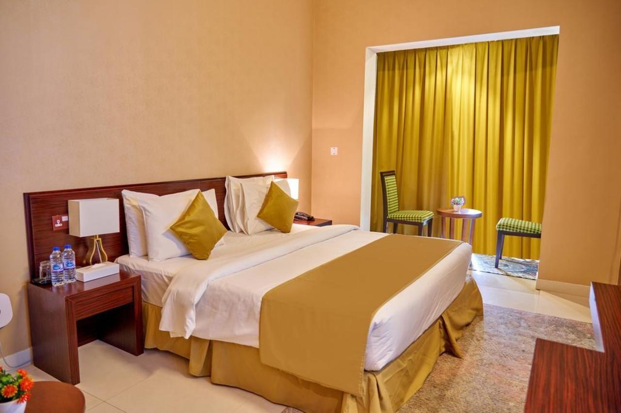 Hotel Grand Square