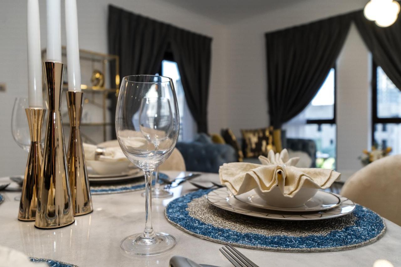 Durrani Homes - Old Town Lux 1 Bed Besides Mall * Dubai