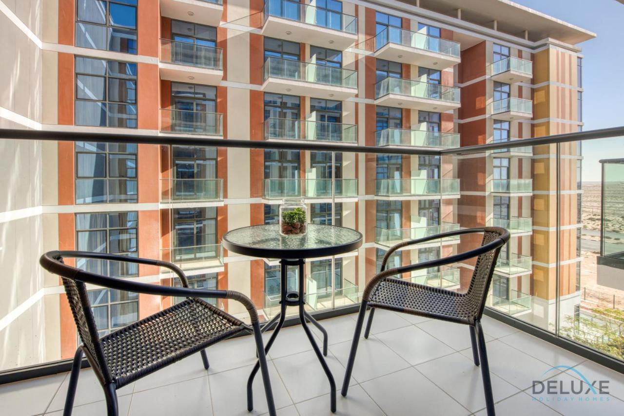 Lägenhet Sleek 1br At Celestia South By Deluxe Homes Dubai