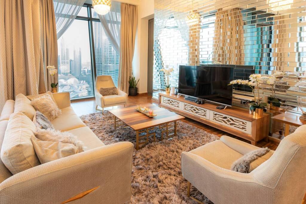 Appartement First Class 2br With Full Burj Khalifa And Fountain View Dubai