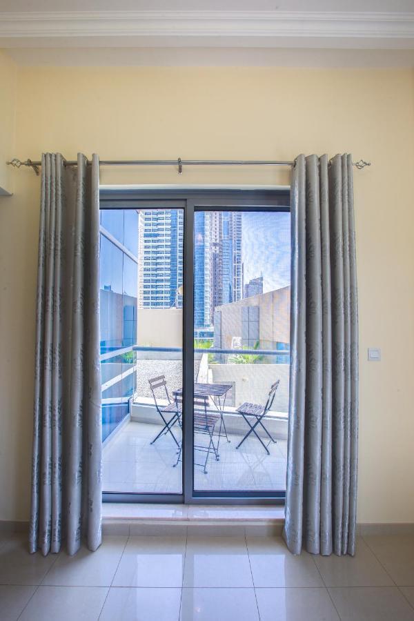 Bay With Awesome Marina View Apartamento *
