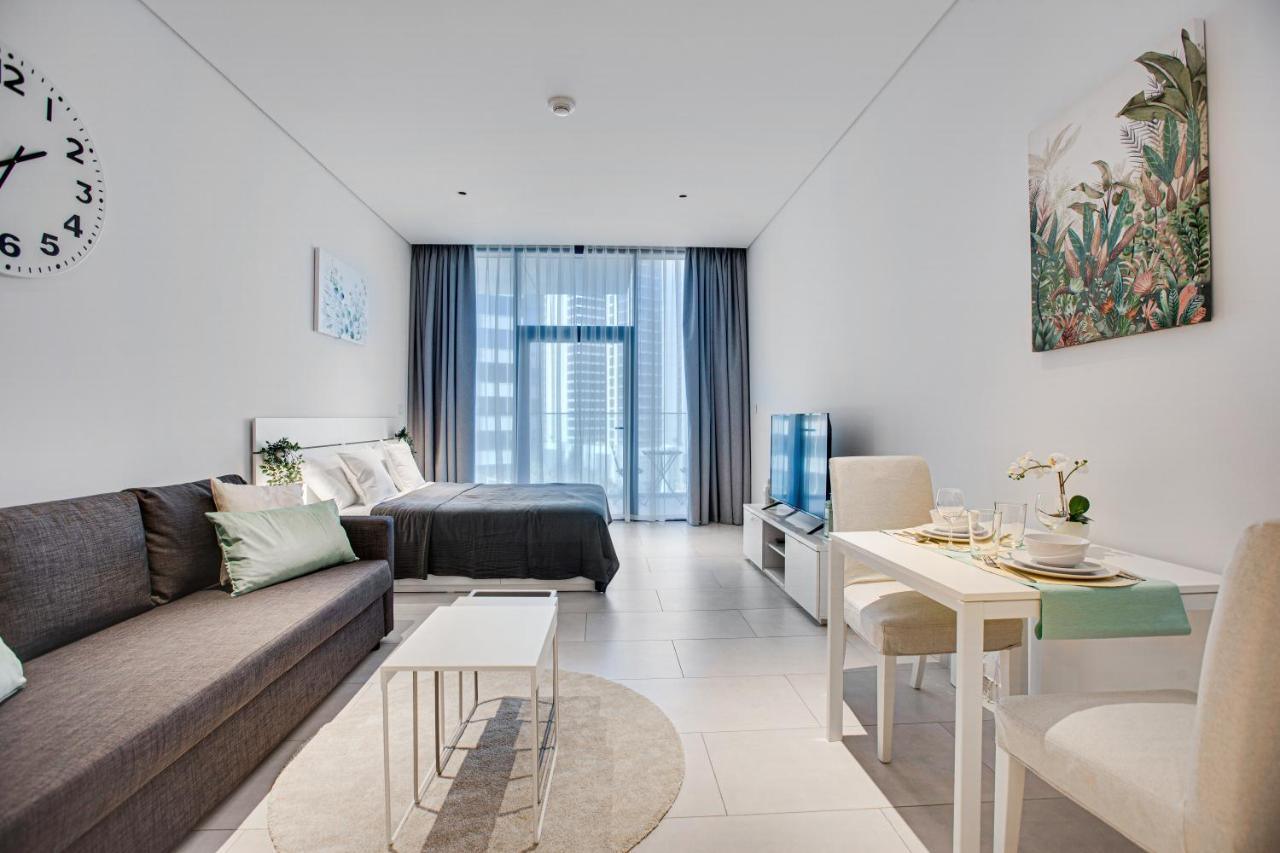 Beautiful With Burj Khalifa View Appartement