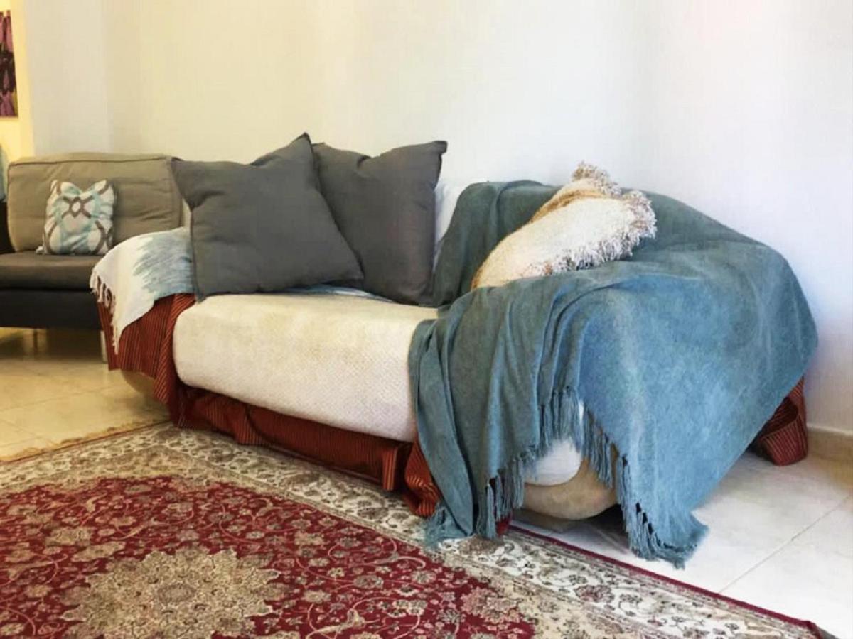 Octavius Home, Large 2 Bedroom Near Global Village & Outlet Mall