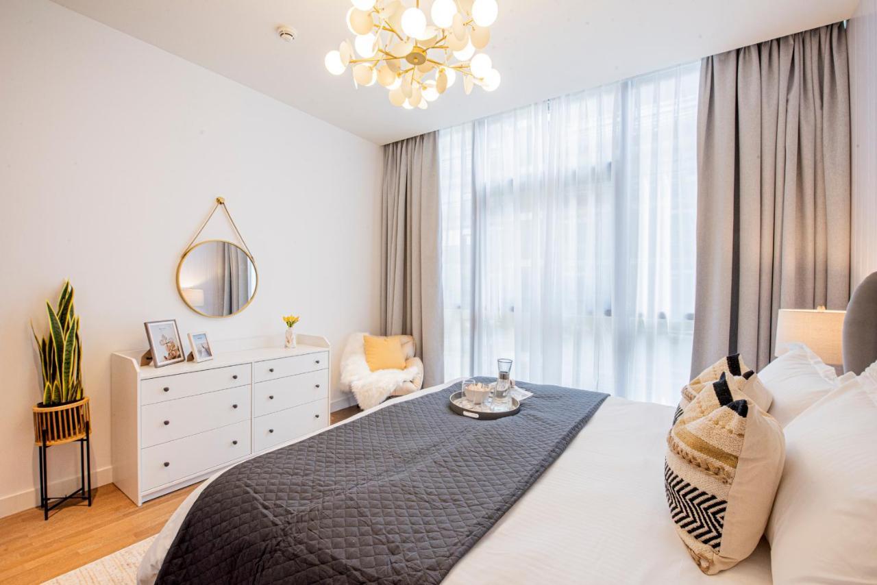 Nasma Luxury Stays - Walk Apartment