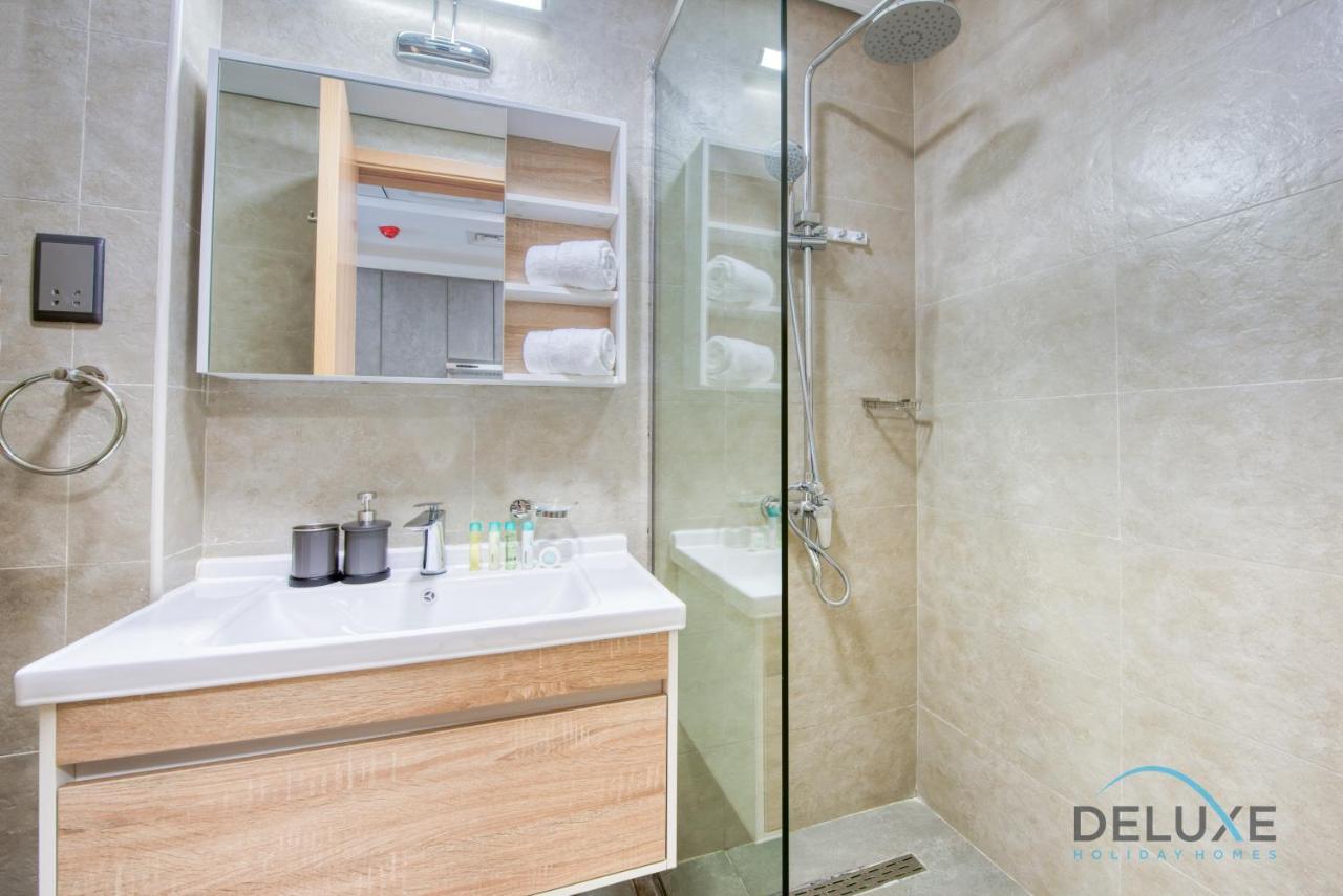 Urban Studio In Pantheon Elysee Jvc By Deluxe Appartement Dubai