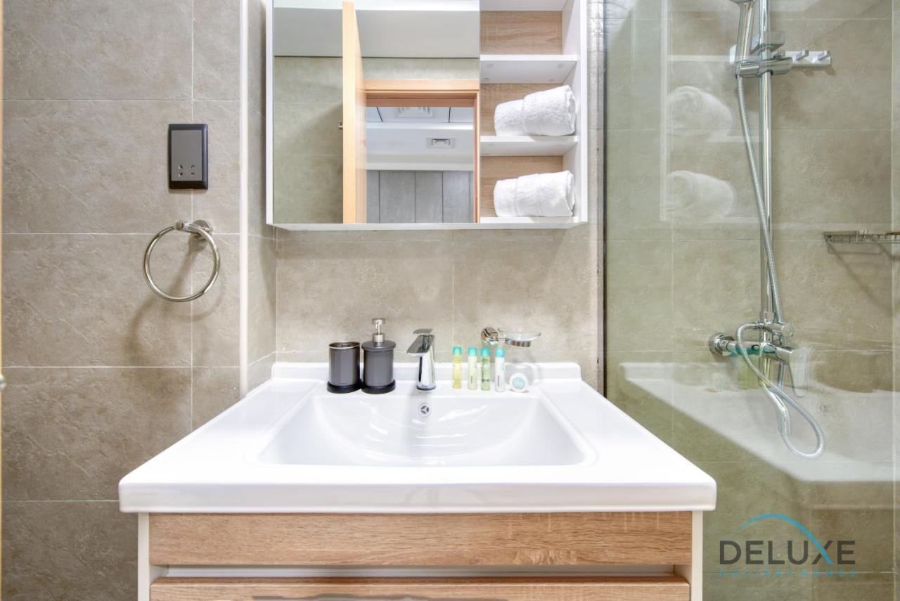 Appartement Urban Studio In Pantheon Elysee Jvc By Deluxe