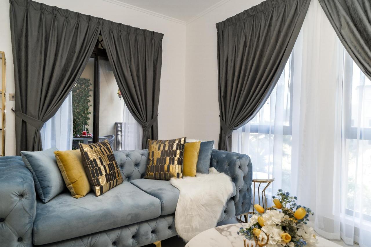 Durrani Homes - Old Town Lux 1 Bed Besides Mall Dubai