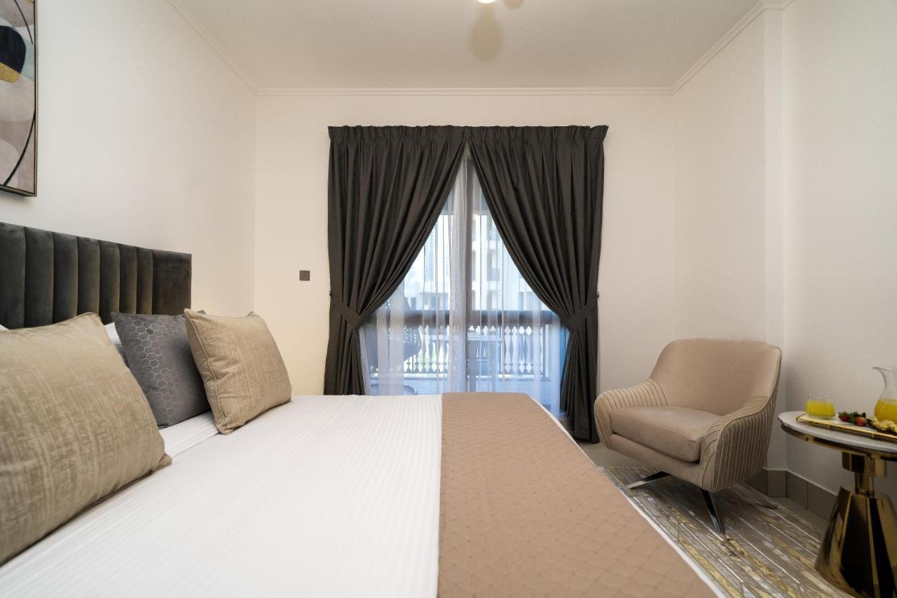 Durrani Homes - Old Town Lux 1 Bed Besides Mall Dubai