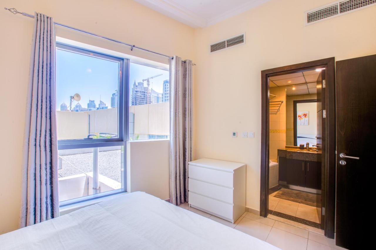 Bay With Awesome Marina View Apartamento *