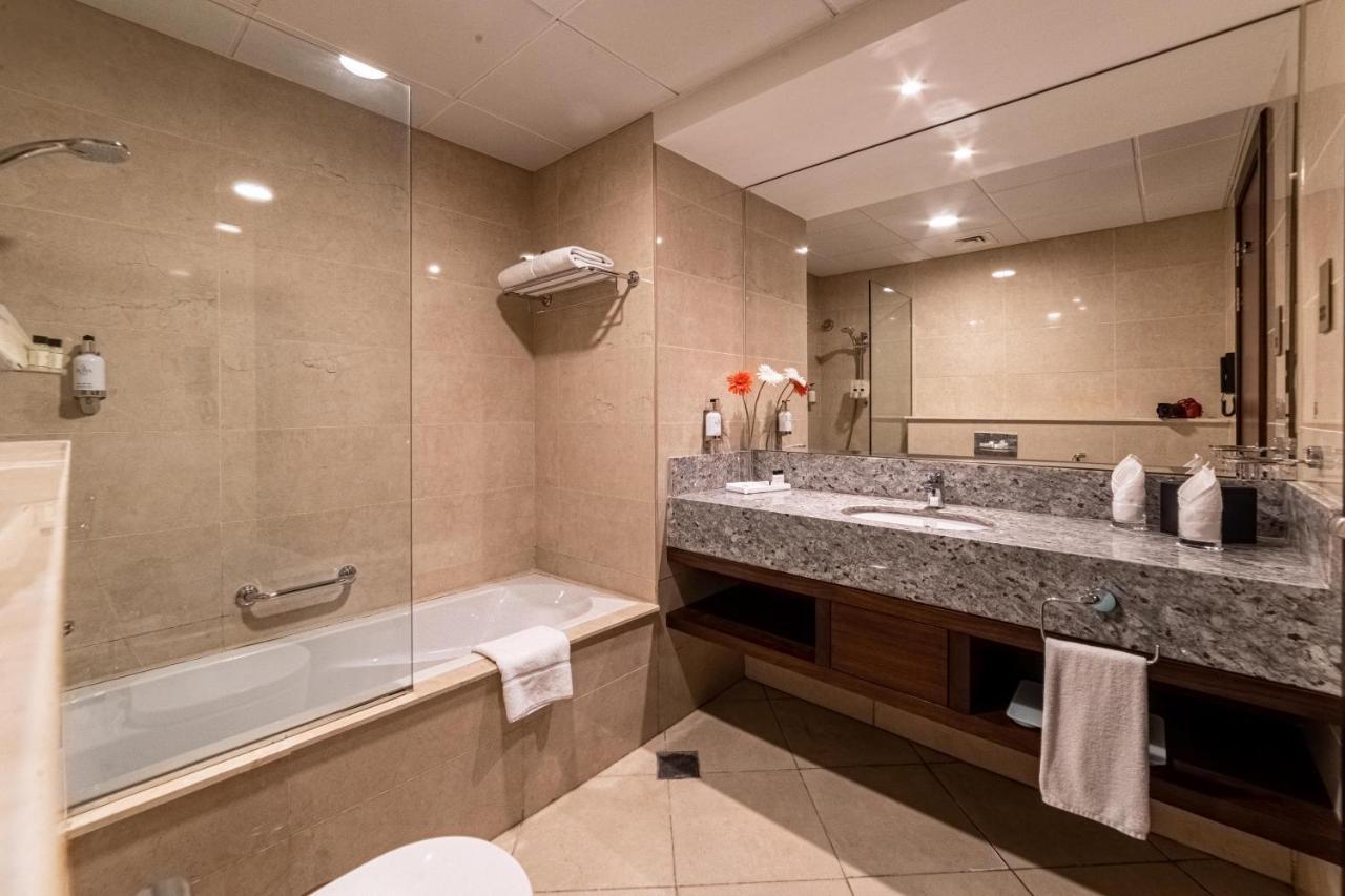 Suha Creek Apartment, Waterfront Jaddaf,