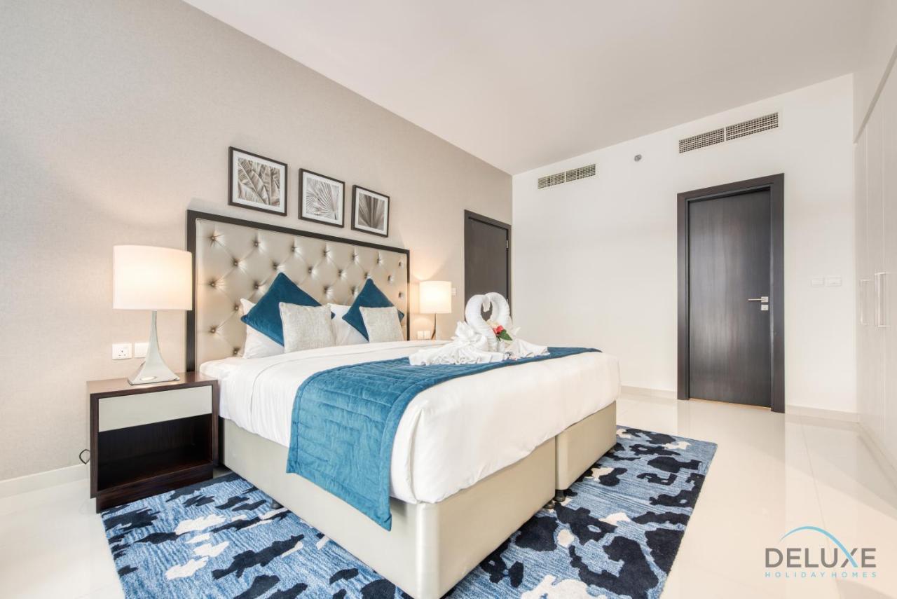 Sleek 1br At Celestia South By Deluxe Homes *