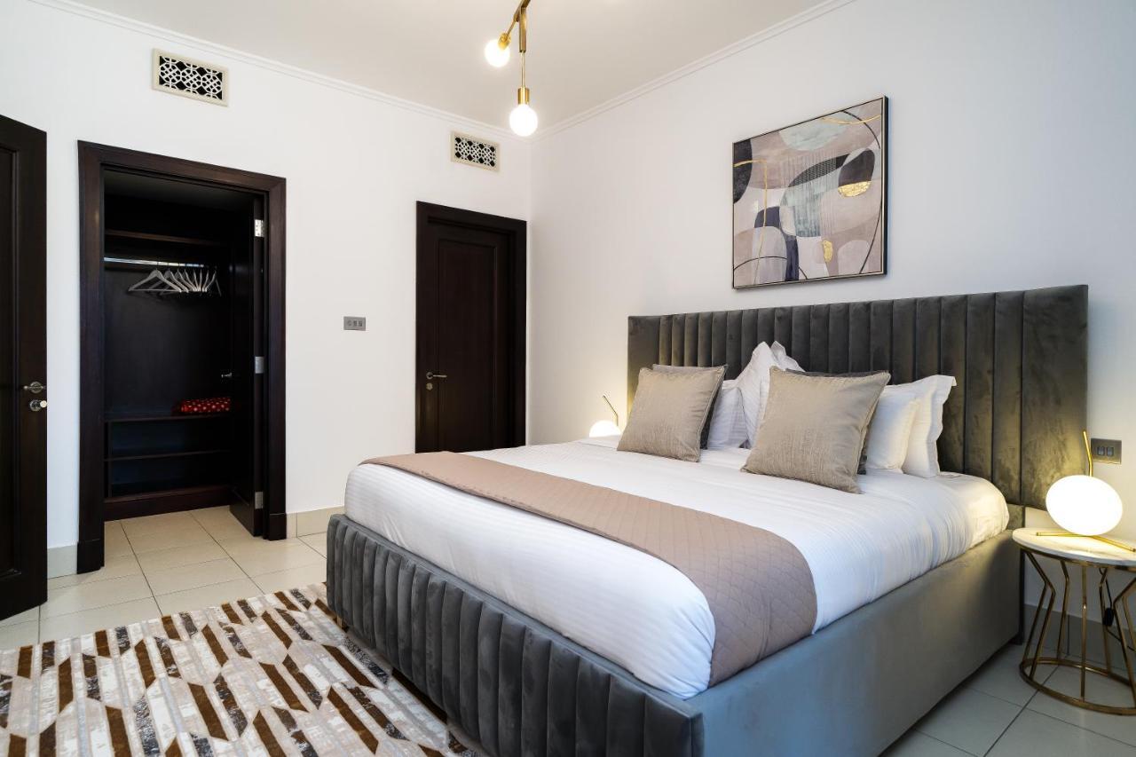 Apartment Durrani Homes - Old Town Lux 1 Bed Besides Mall Dubai