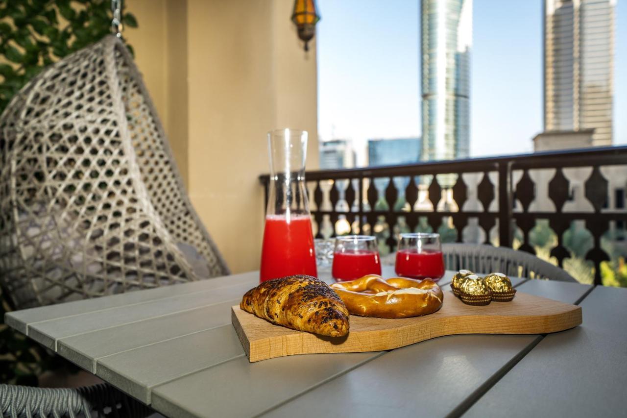 Durrani Homes - Old Town Lux 1 Bed Besides Mall Apartment