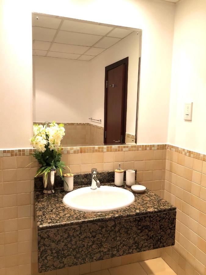 Luxury Casa - Royal Sea View Jbr 2br Dubai