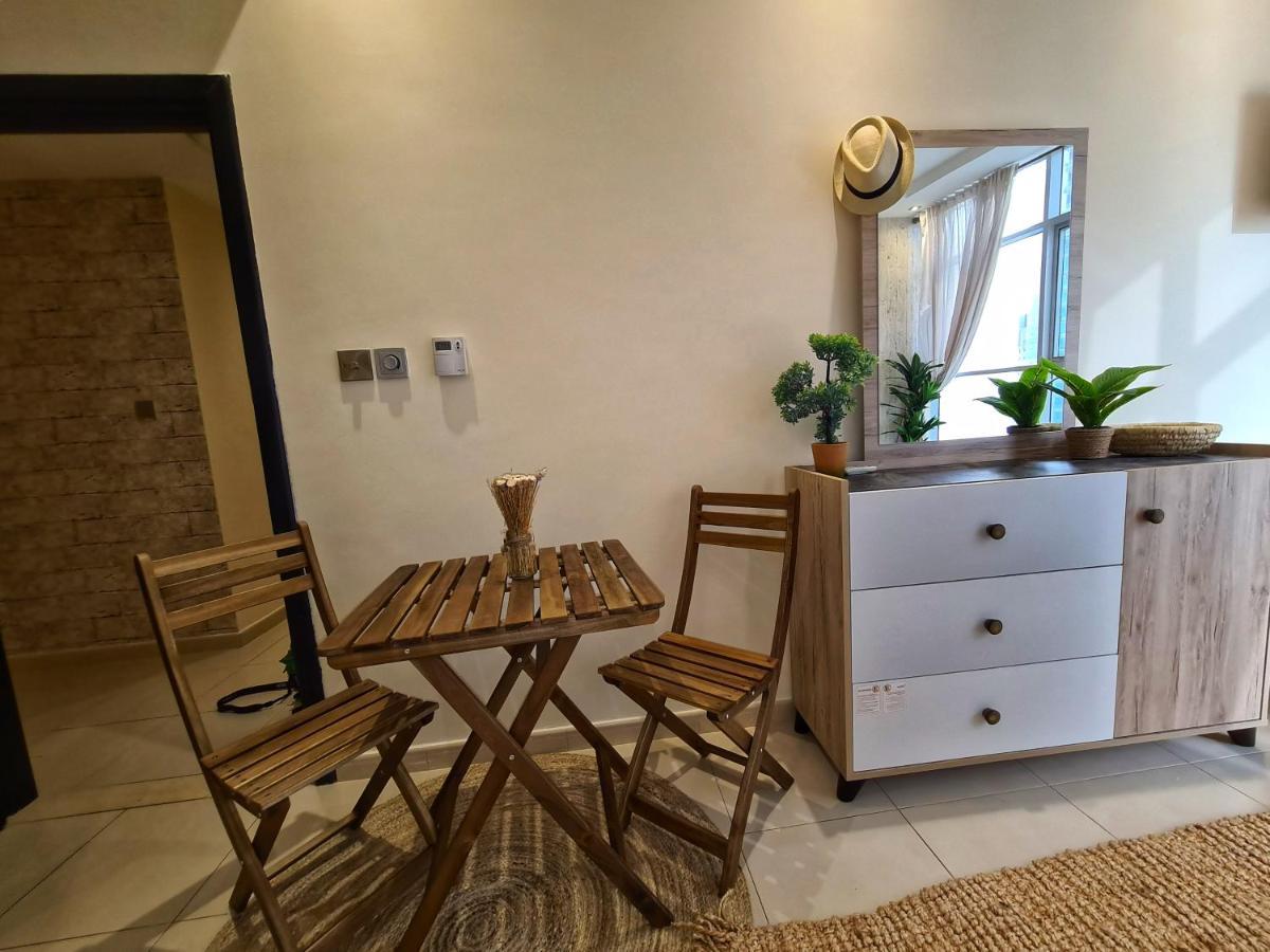 Green Sky Holiday With Shared Kitchen And Lounge Alloggio in famiglia *