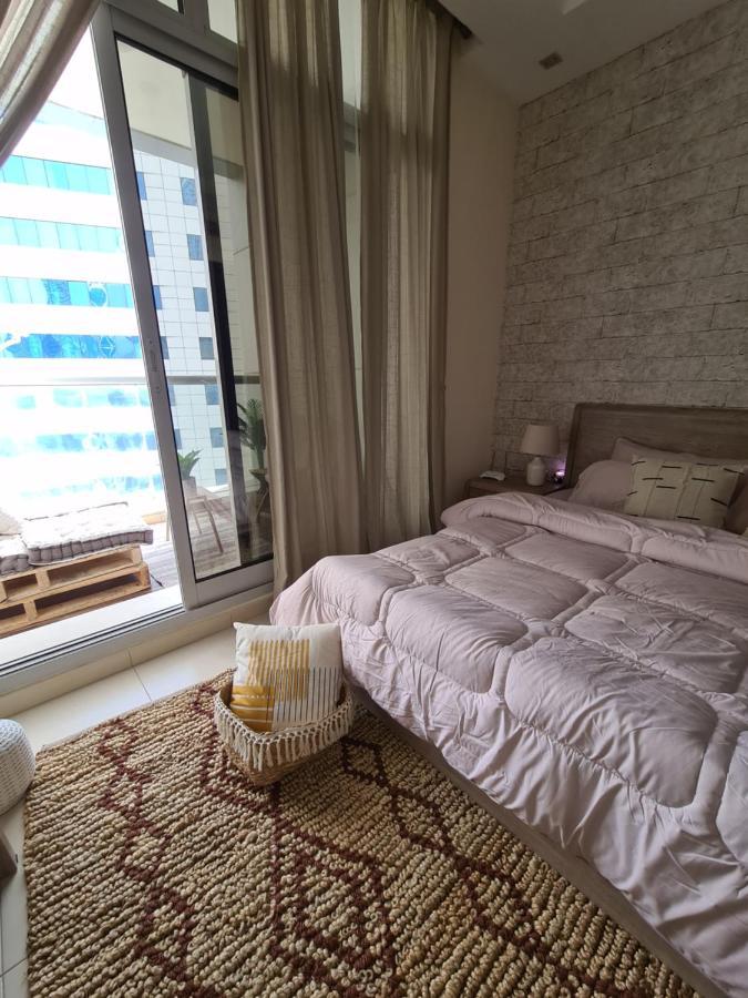 Green Sky Holiday With Shared Kitchen And Lounge Alloggio in famiglia Dubai