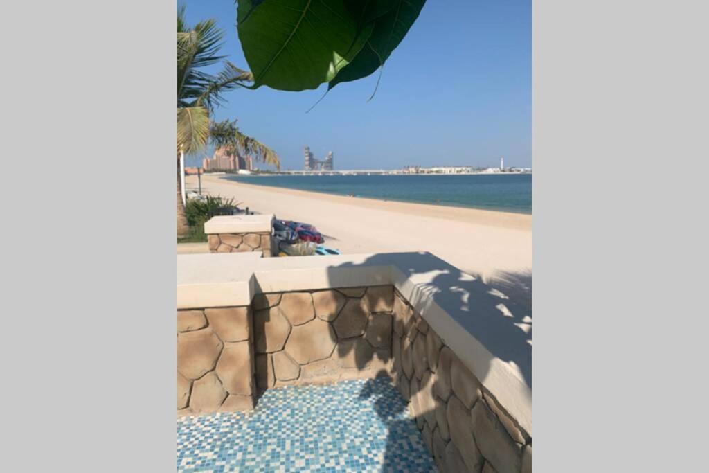 Balqis Residense Palm Jumeirah,pool, Beach, Floor, Full Sea View, Restaurants Apartamento *