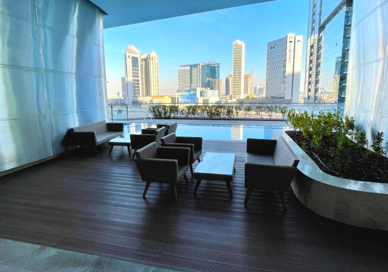 Rh- Modern Comfort, Bright 1br Near Mall, Views Appartamento Dubai