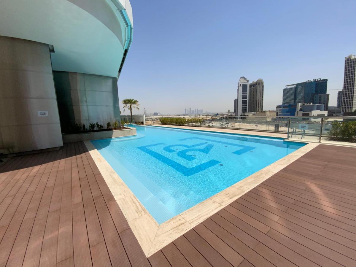Rh- Downtown Oasis, Spacious 01 Bedroom In Downtown Near Mall Apartment *