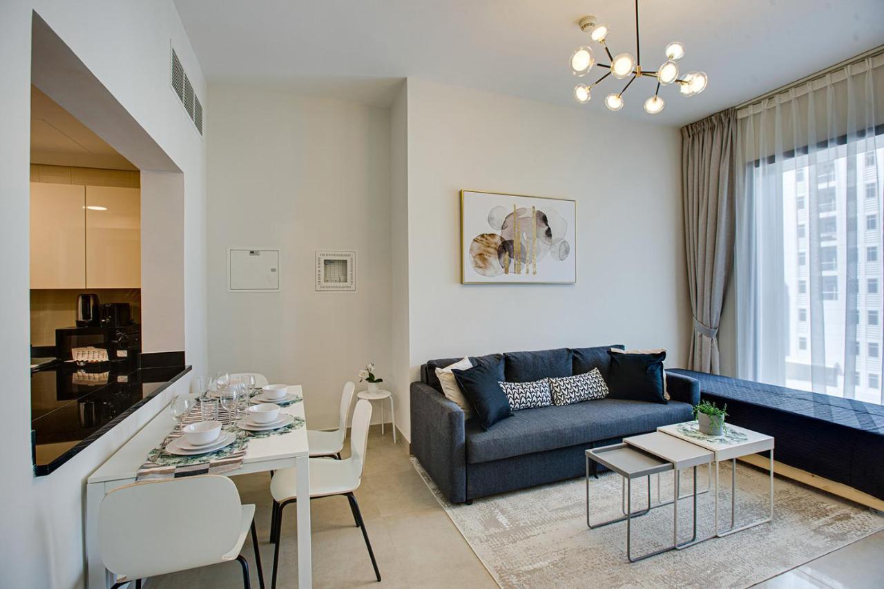 1bd In Sparkle Tower By Swarovsky Big Capacity *