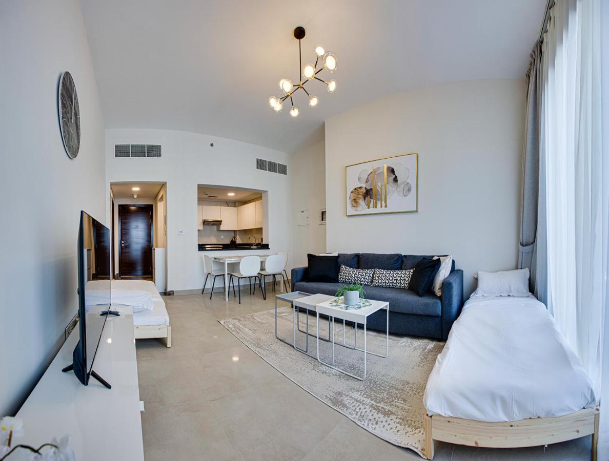 1bd In Sparkle Tower By Swarovsky Big Capacity Apartamento Dubai