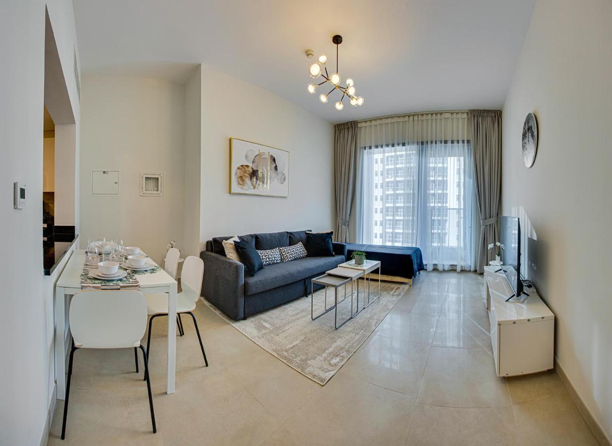 1bd In Sparkle Tower By Swarovsky Big Capacity * Dubai