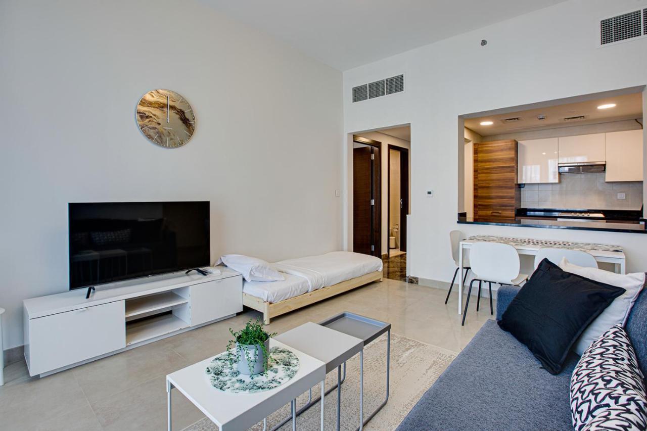 1bd In Sparkle Tower By Swarovsky Big Capacity