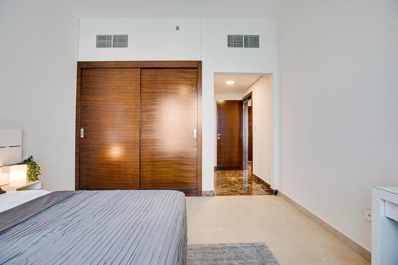 Apartamento 1bd In Sparkle Tower By Swarovsky Big Capacity