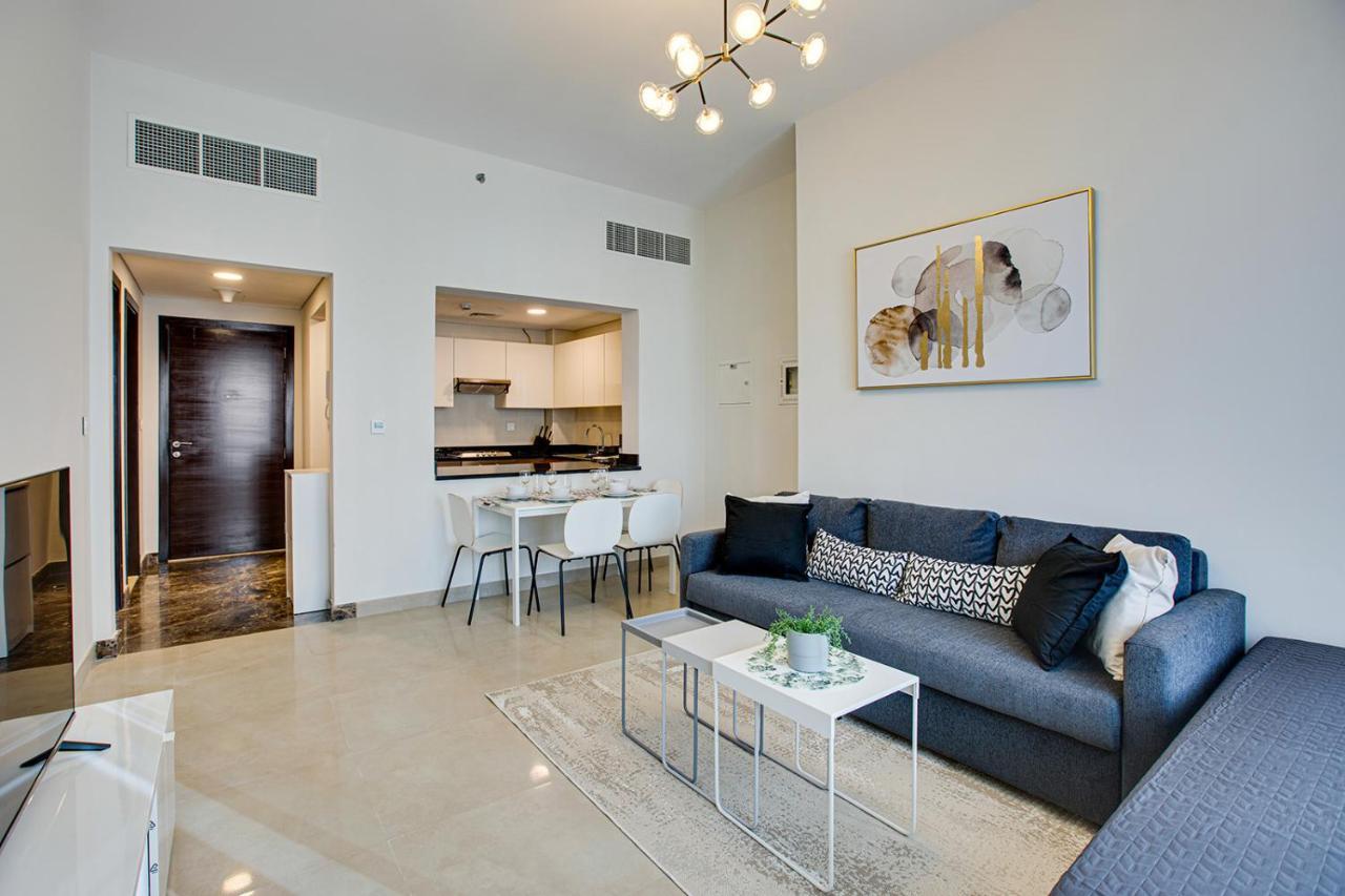 1bd In Sparkle Tower By Swarovsky Big Capacity